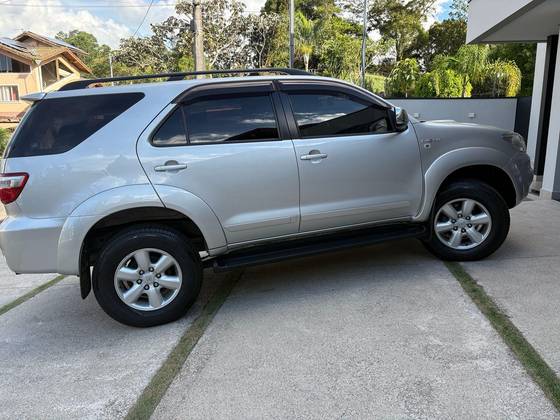 TOYOTA HILUX SW4 3.0 SRV 4X4 16V TURBO INTERCOOLER DIESEL 4P AUTOMÁTICO